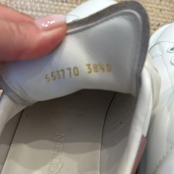 Alexander McQueen Oversized Women's White and Pink Sneakers - Picture 14 of 16